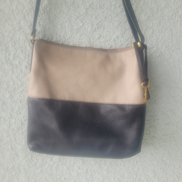 Fossil Colorblock Charlotte Hobo Black and Tan Shoulder Bag - Picture 4 of 13